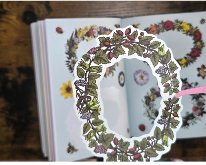 The Antiquarian Sticker Book – 1,000+ Vintage-Style Stickers